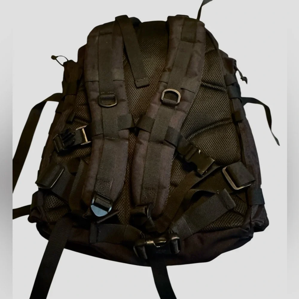 High End Highland Tactical Black Men's Heavy Duty Backpack MINT - Picture 5 of 12